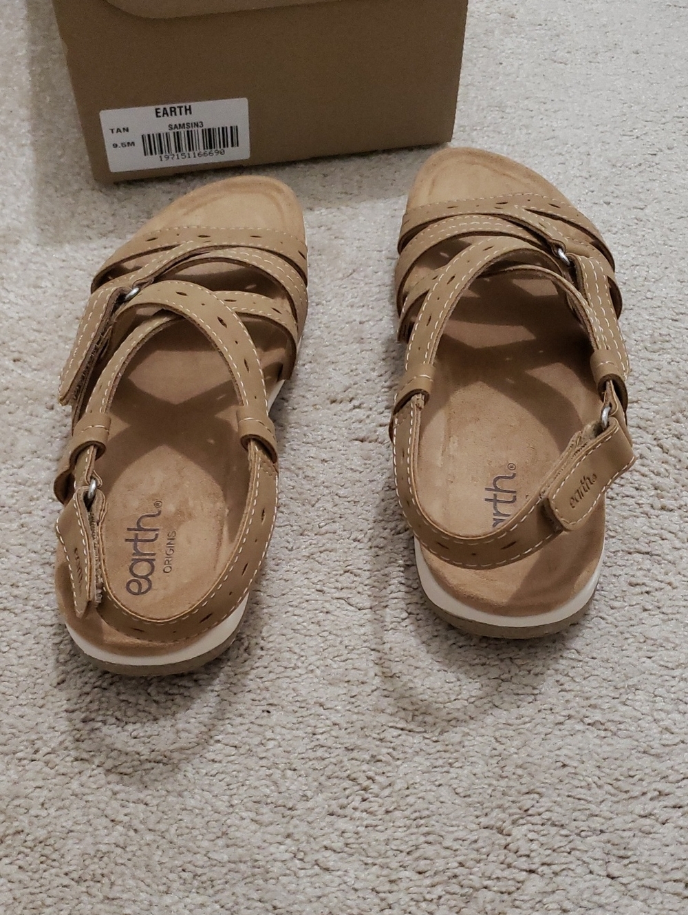 Earth Women's Samsin Strappy Flat Sandals In Tan. Size: 9.5 M - Picture 5 of 11
